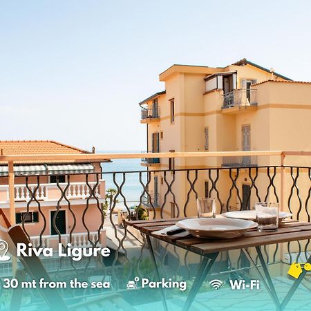 Posto Auto Gratuito Relax A 30 Metri Dal Mare Lägenhet Riva Ligure Exteriör bild